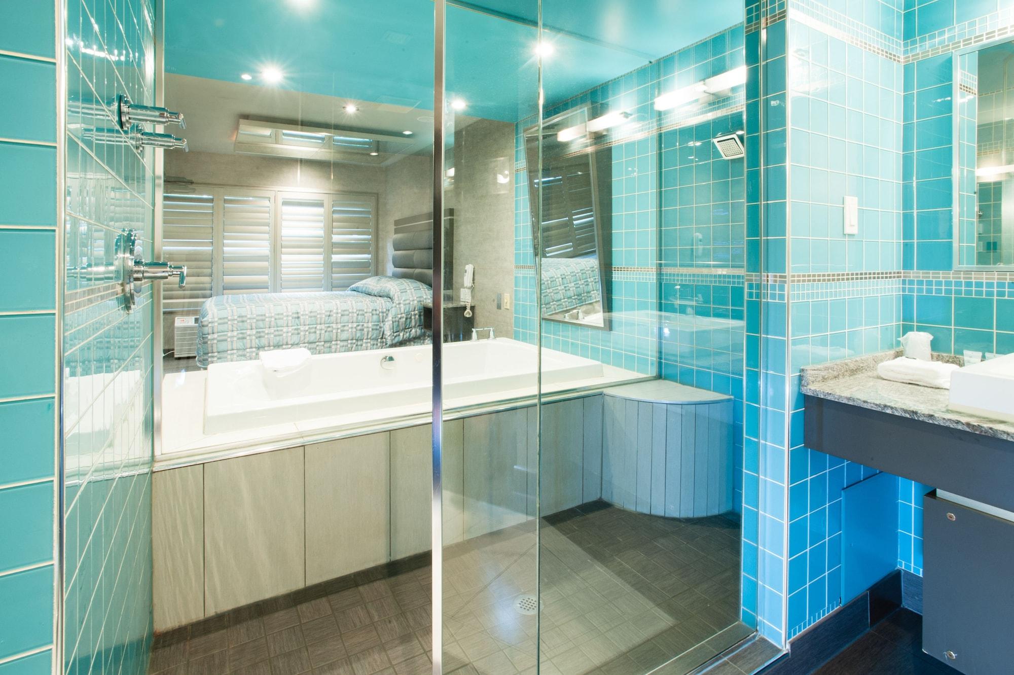 Le Chabrol Hotel & Suites Montreal Exterior photo