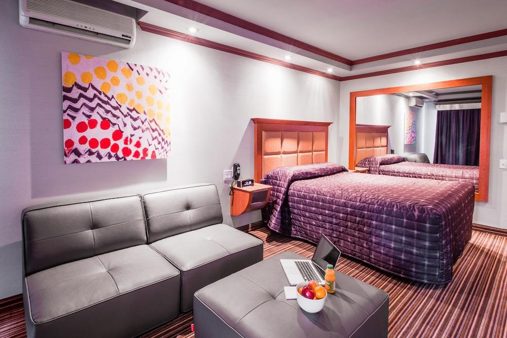 Le Chabrol Hotel & Suites Montreal Exterior photo