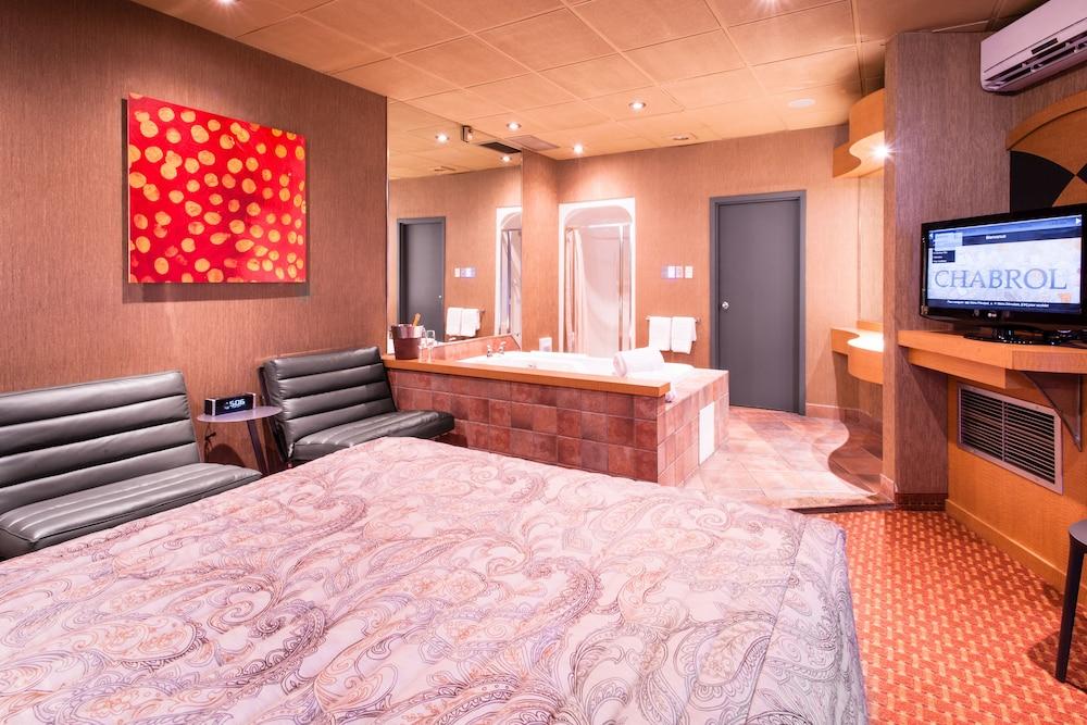 Le Chabrol Hotel & Suites Montreal Exterior photo