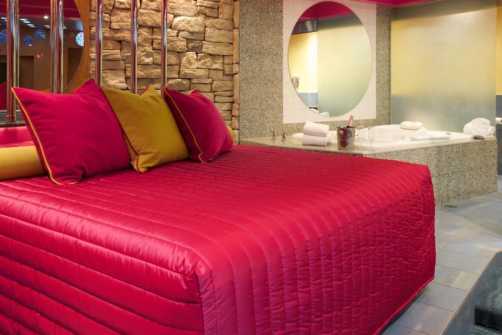 Le Chabrol Hotel & Suites Montreal Exterior photo