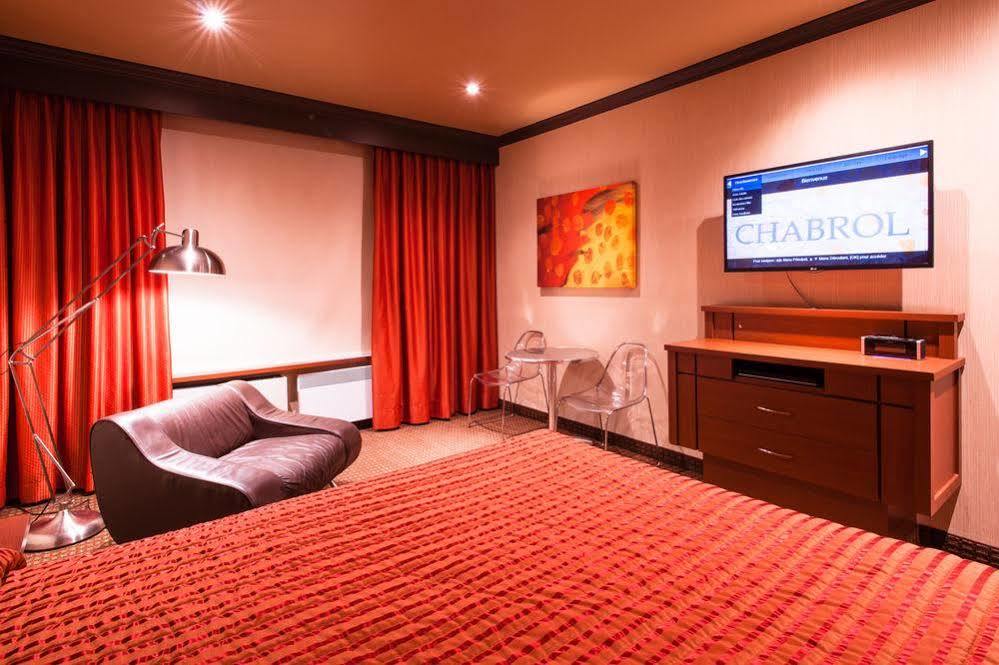 Le Chabrol Hotel & Suites Montreal Exterior photo